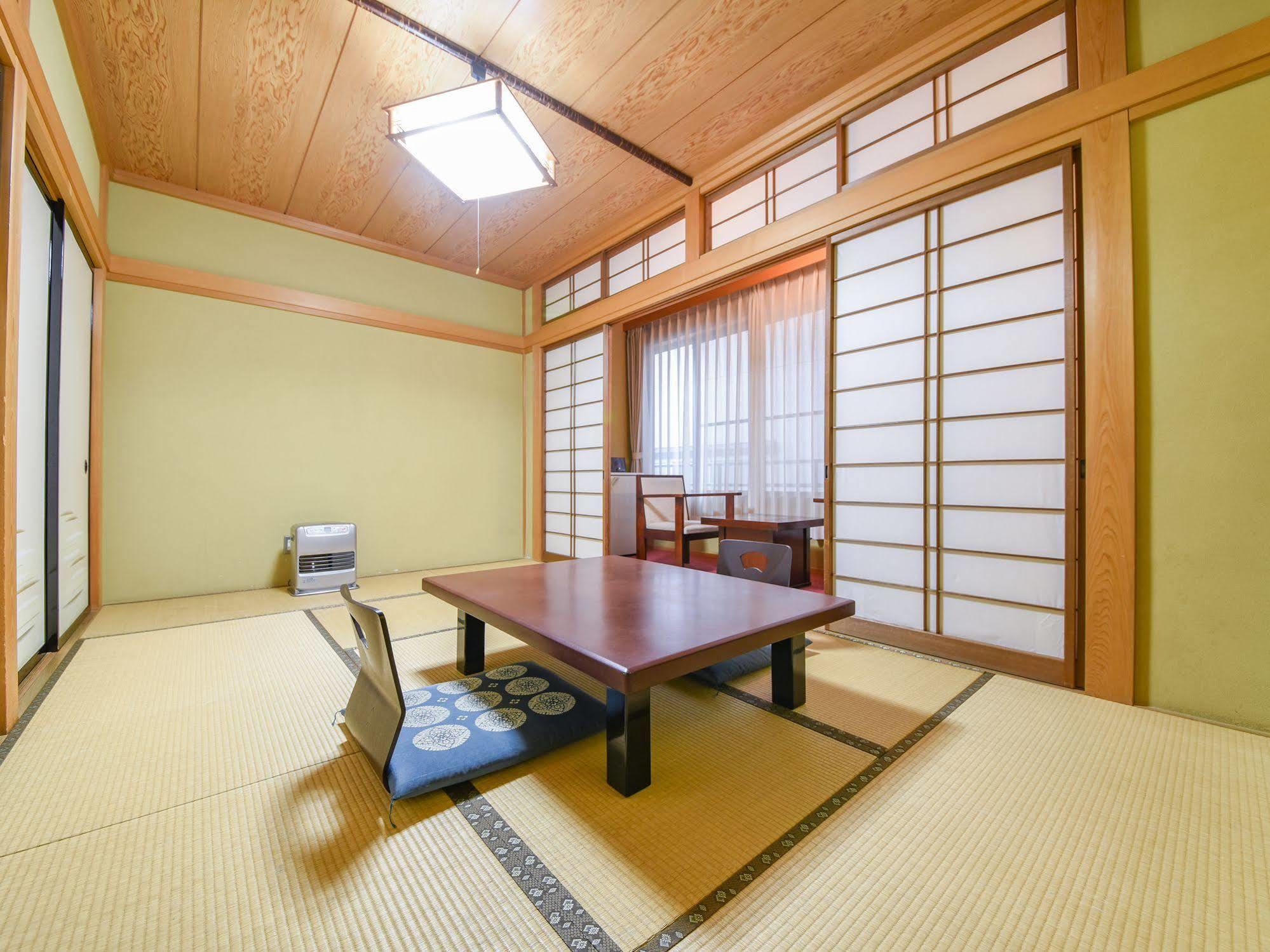 Aihokan Takayama  Exterior photo